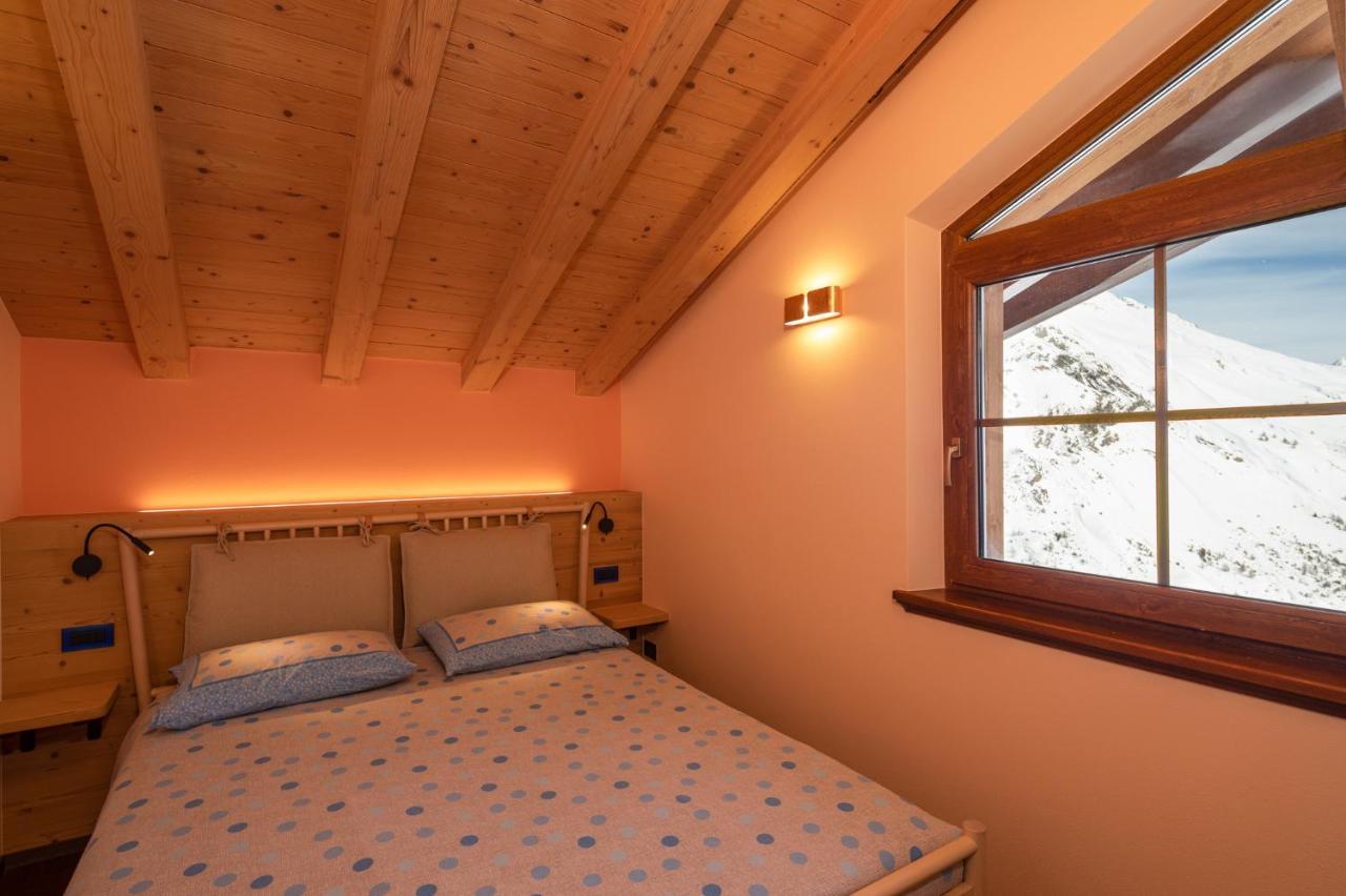 Ferienwohnung Pianeta Oro Avamposto Meteo Livigno Exterior foto