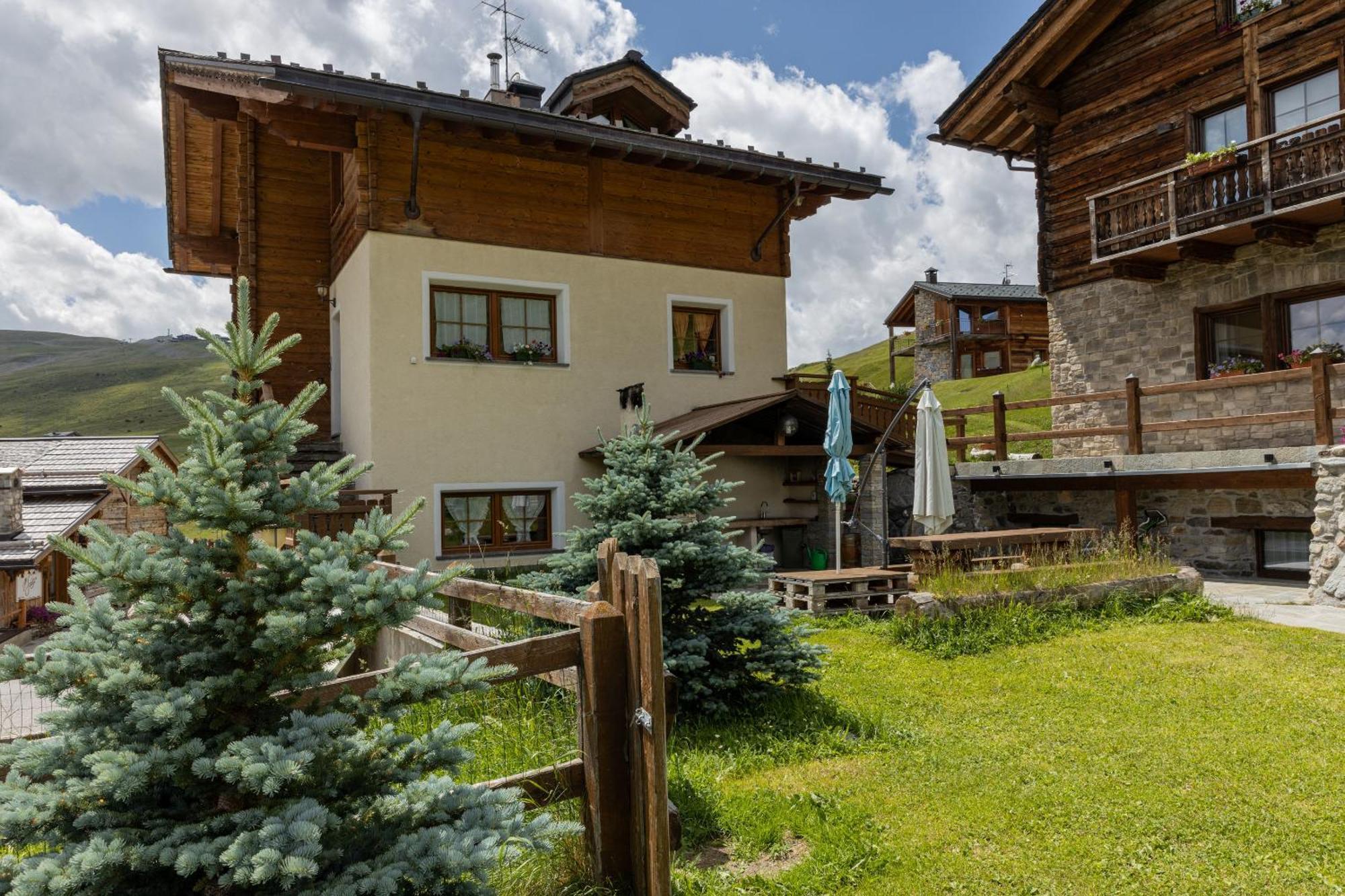 Ferienwohnung Pianeta Oro Avamposto Meteo Livigno Exterior foto