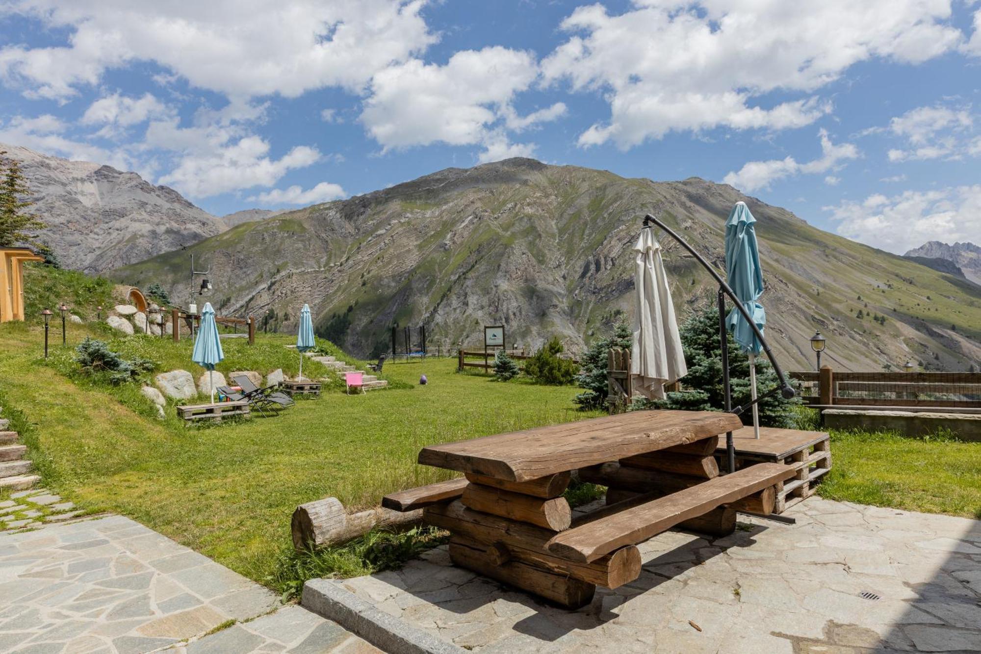 Ferienwohnung Pianeta Oro Avamposto Meteo Livigno Exterior foto