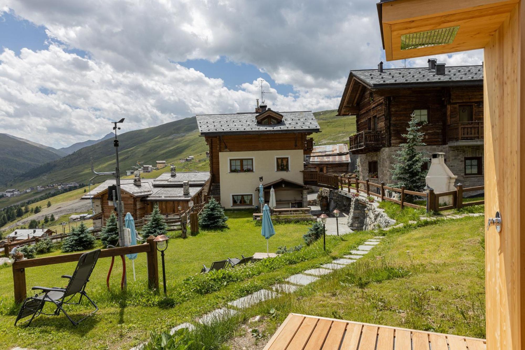 Ferienwohnung Pianeta Oro Avamposto Meteo Livigno Exterior foto