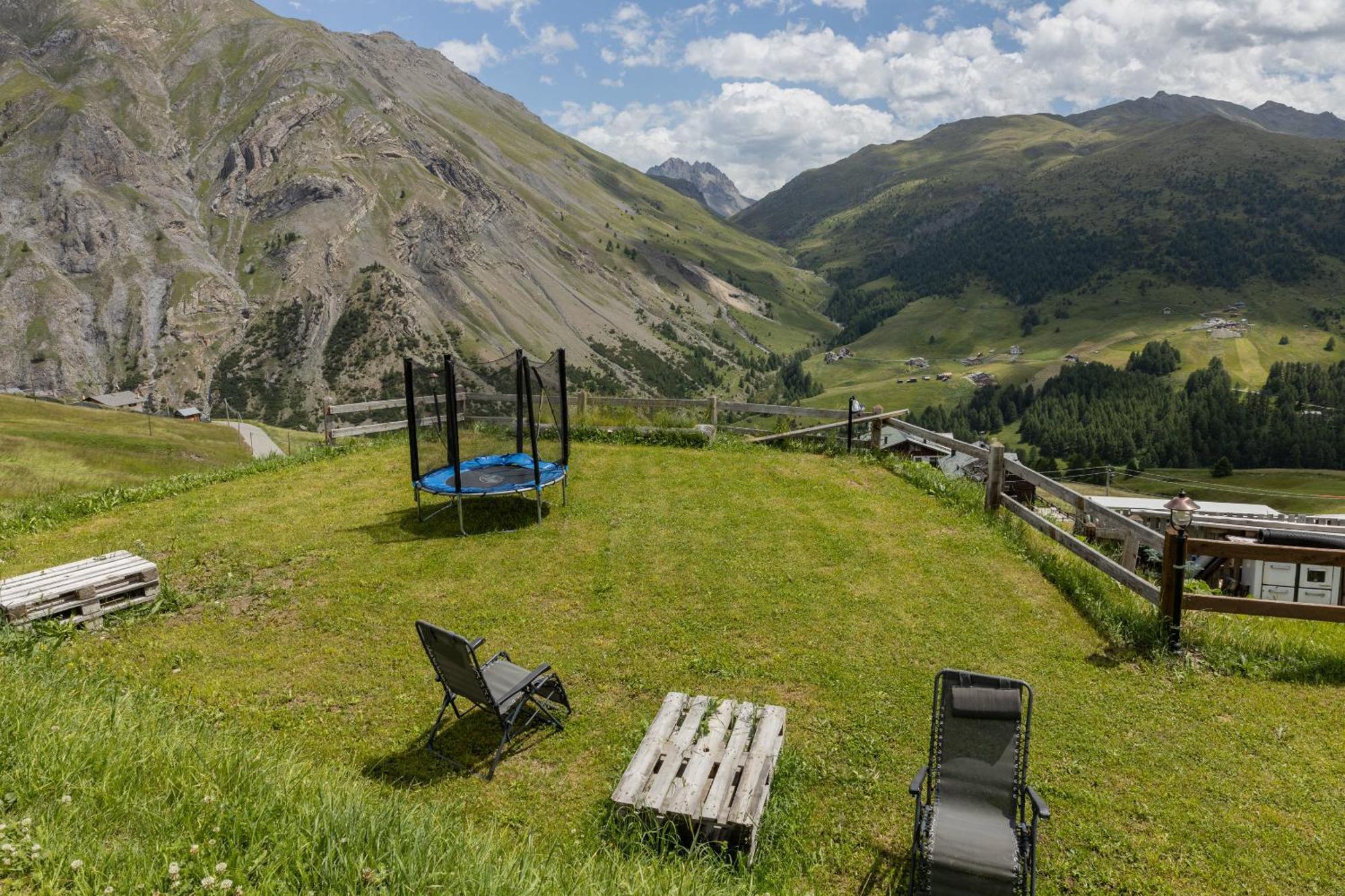 Ferienwohnung Pianeta Oro Avamposto Meteo Livigno Exterior foto