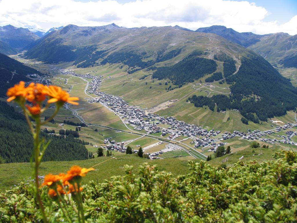 Ferienwohnung Pianeta Oro Avamposto Meteo Livigno Exterior foto